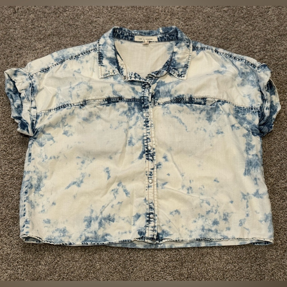 Life in Progress Cropped Bleached Jean Button Up Crop Top